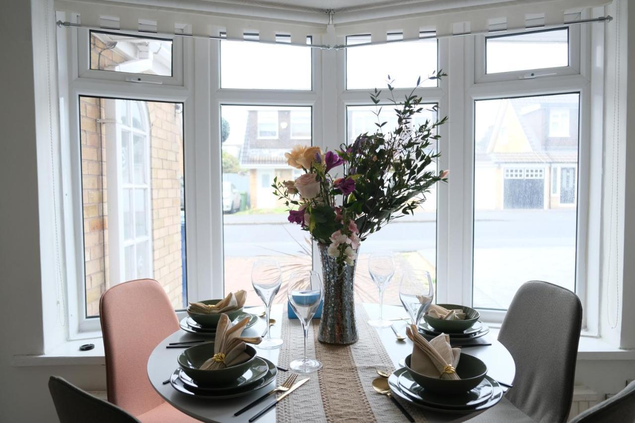 Bee Stays - Maliston House Great Sankey Bagian luar foto